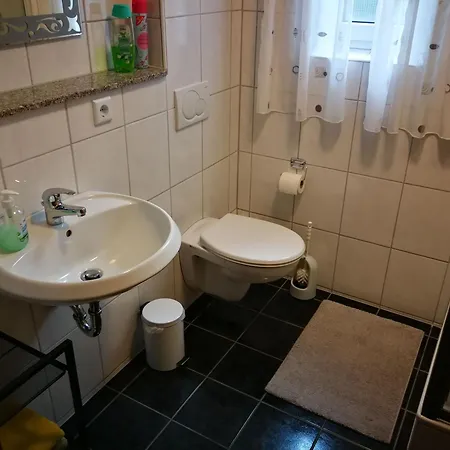 Gaestezimmer Sieg * רוסט